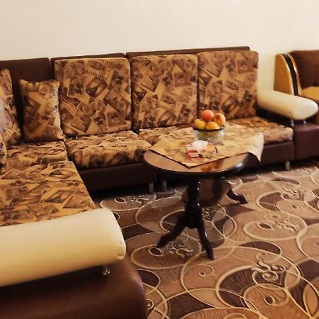 Apartments Azatutyan Avenue 9, Кв 19 Γιερεβάν Εξωτερικό φωτογραφία