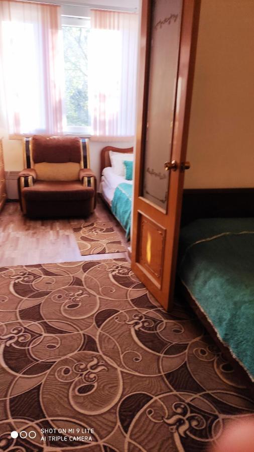 Apartments Azatutyan Avenue 9, Кв 19 Γιερεβάν Εξωτερικό φωτογραφία
