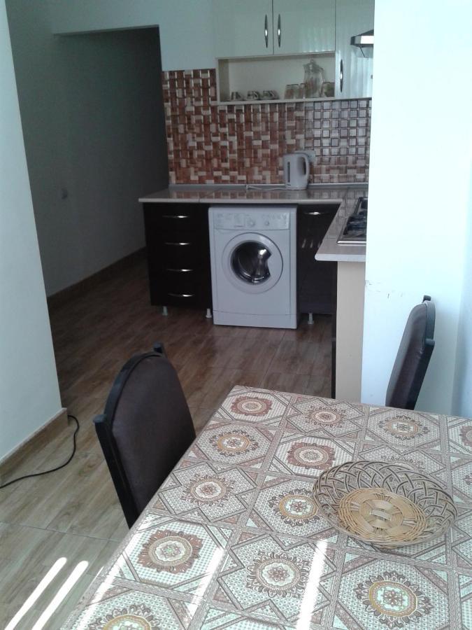 Apartments Azatutyan Avenue 9, Кв 19 Γιερεβάν Εξωτερικό φωτογραφία