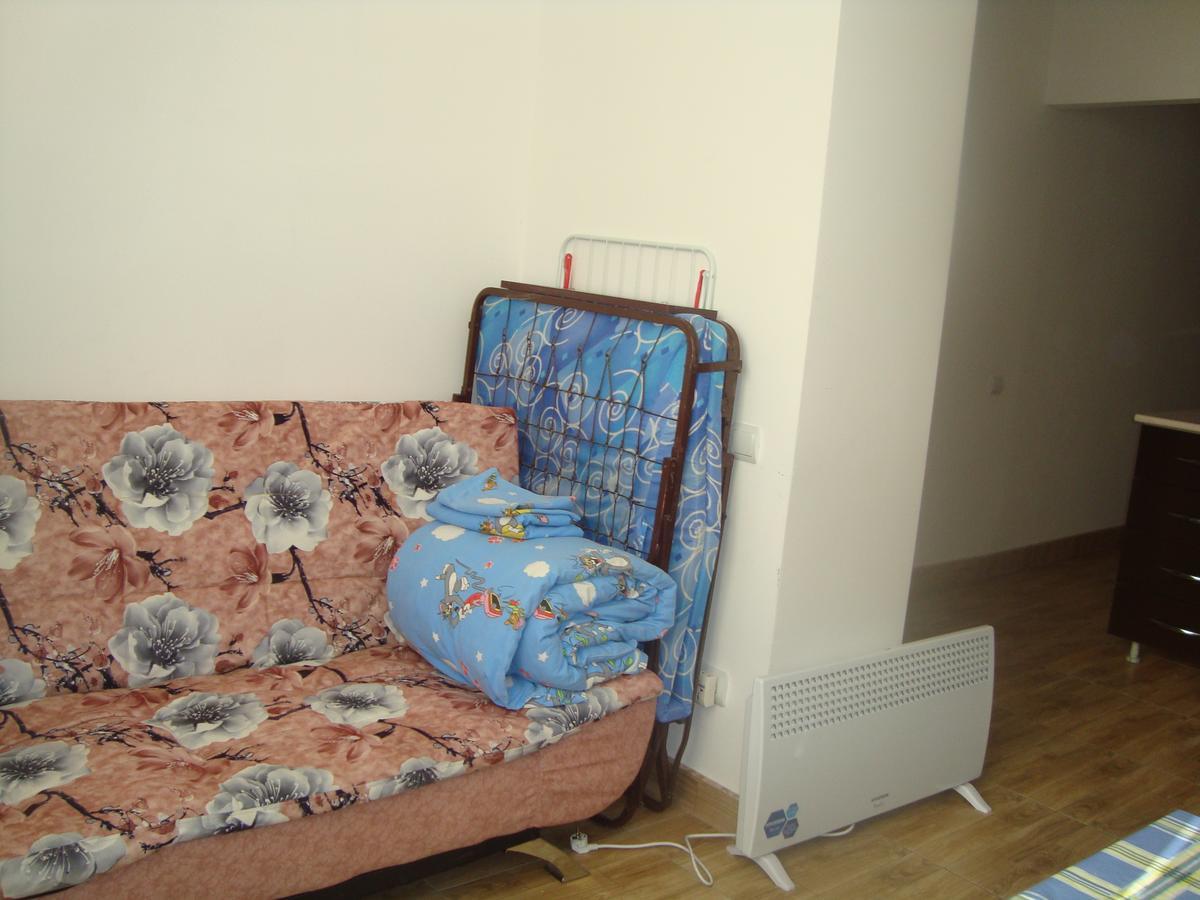 Apartments Azatutyan Avenue 9, Кв 19 Γιερεβάν Εξωτερικό φωτογραφία